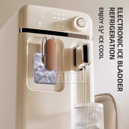he 2.8L water tank and automatic water supply installation of a compact desktop intelligence water dispenser.